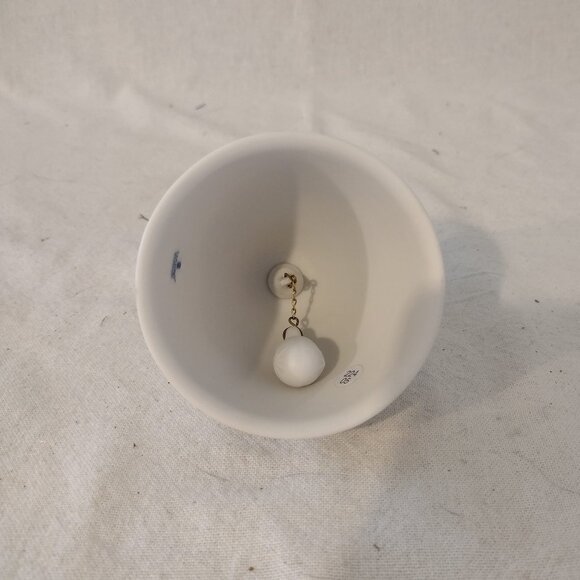 LLADRO 2005 Christmas Bell w/Original Box. - Picture 8 of 10